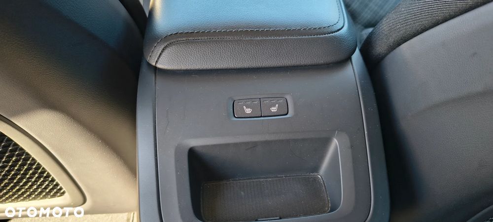 Volvo XC 60 B4 D AWD Inscription - 23