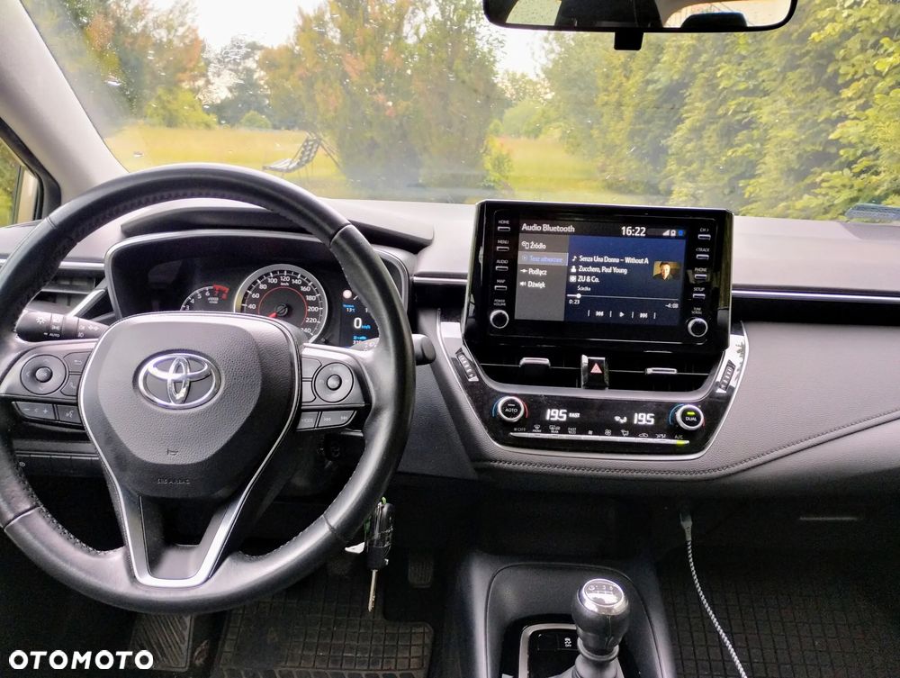 Toyota Corolla 1.6 Comfort - 11