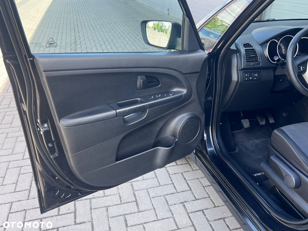 Kia Venga 1.4 CVVT Attract - 13