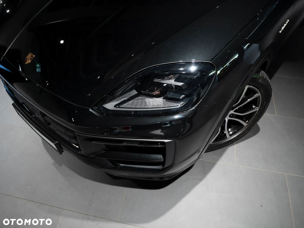 Porsche Cayenne E-Hybrid PHEV - 12