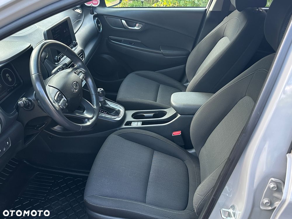 Hyundai Kona - 8