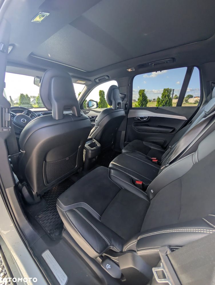 Volvo XC 90 D5 AWD R-Design 7os - 22