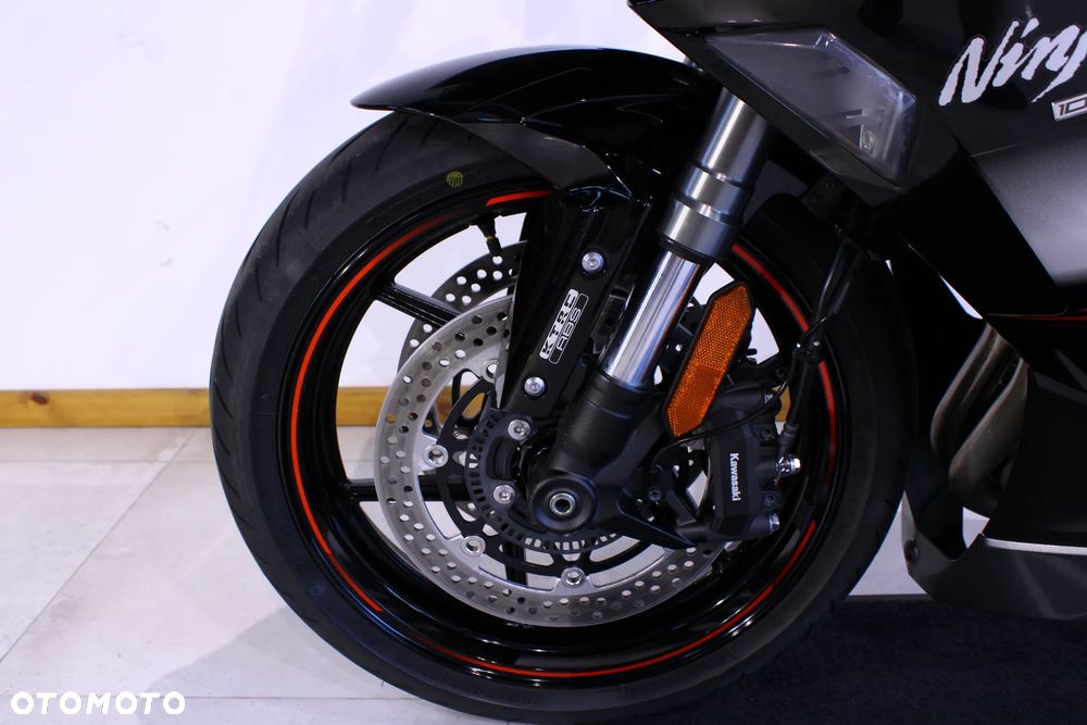Kawasaki Ninja 1000 SX - 30