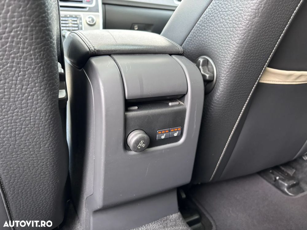 Volvo V60 D3 Start-Stop Summum - 30