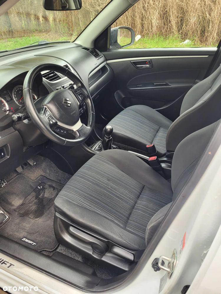 Suzuki Swift 1.3 Club dance - 5