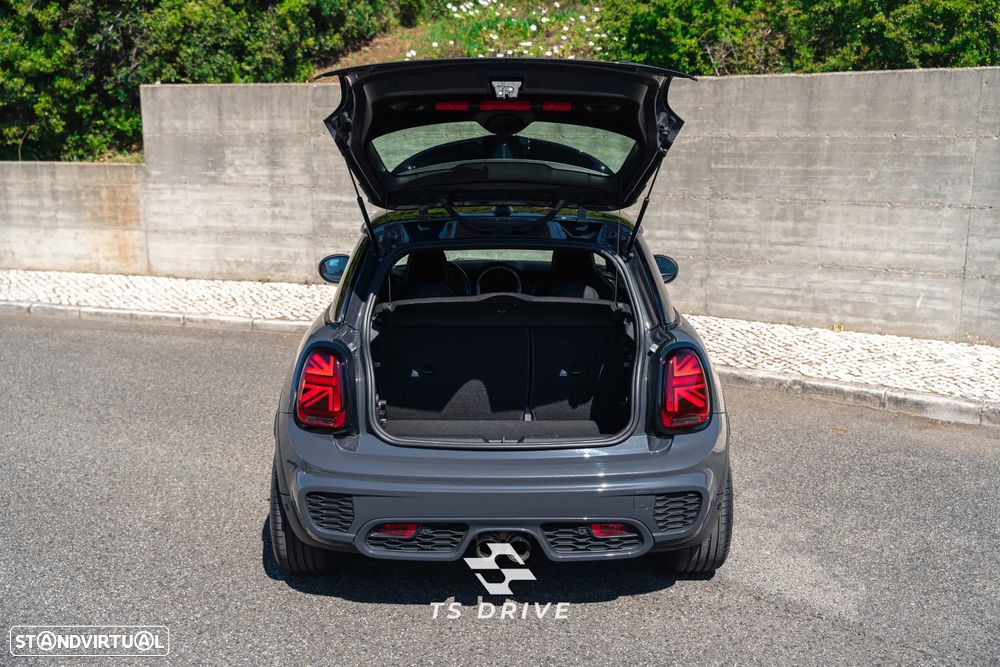 MINI 3 Portas John Cooper Works Aut. - 19