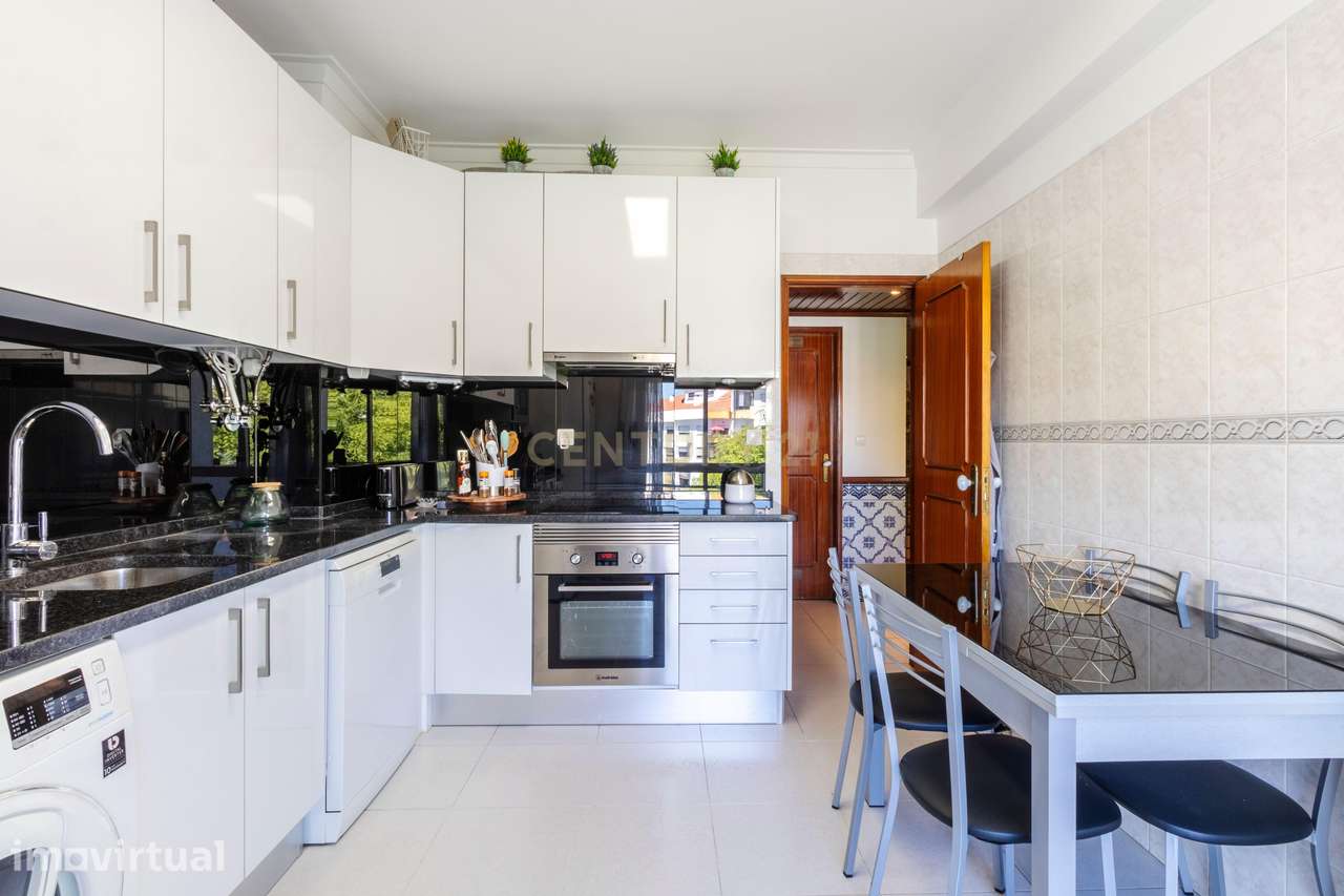 Apartamento Renovado T2 no Feijó - Oportunidade Única! - Grande imagem: 3/36