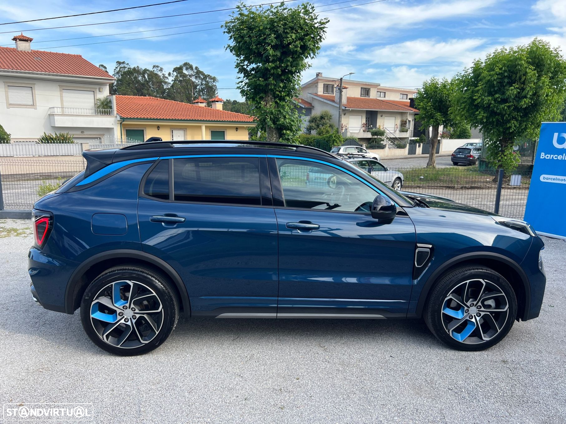Lynk & Co 01 - 7