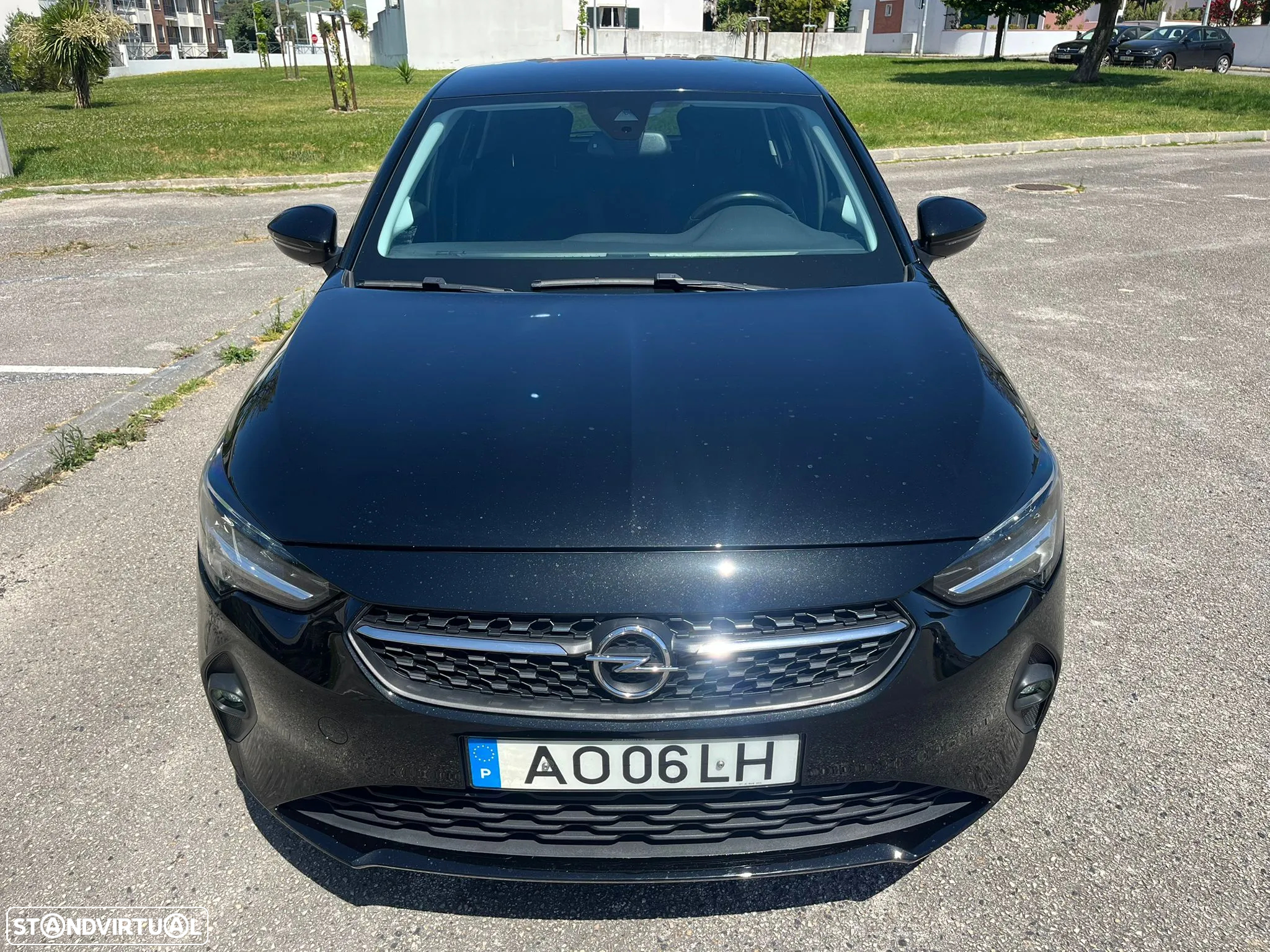 Opel Corsa 1.5 D Elegance - 2