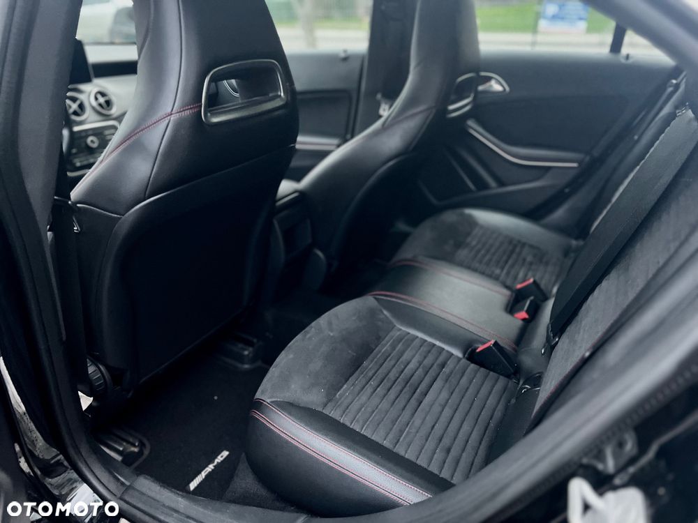 Mercedes-Benz CLA 180 7G-DCT AMG Line - 31