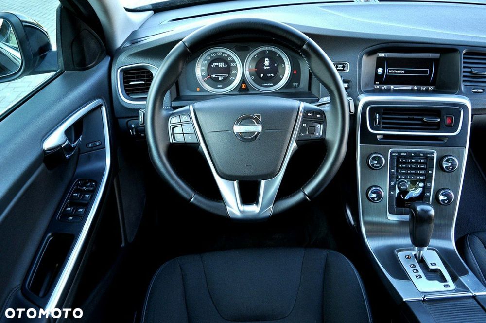 Volvo S60 D3 Geartronic Momentum - 7