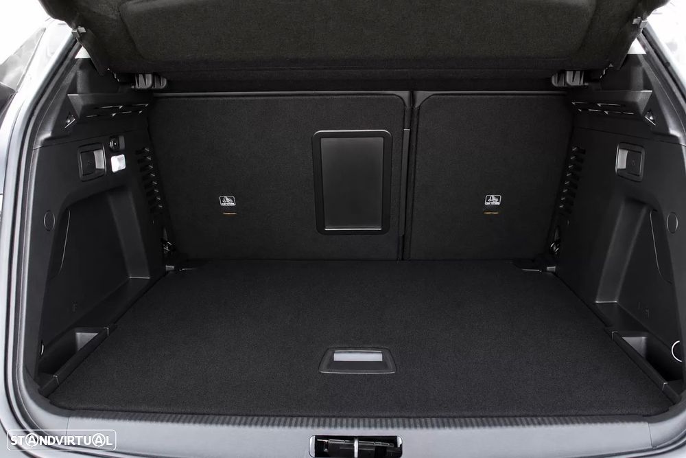 Peugeot 3008 1.6 BlueHDi Allure — fotografia 30