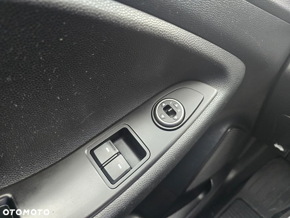 Hyundai i20 1.2 Classic + - 11