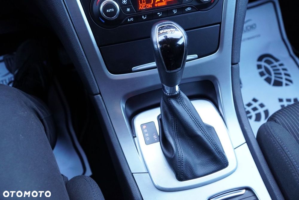 Ford Mondeo 2.0 TDCi Titanium - 12