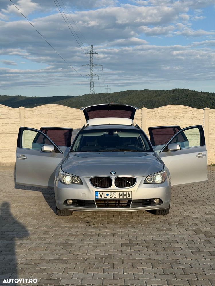 BMW Seria 5 520d - 28