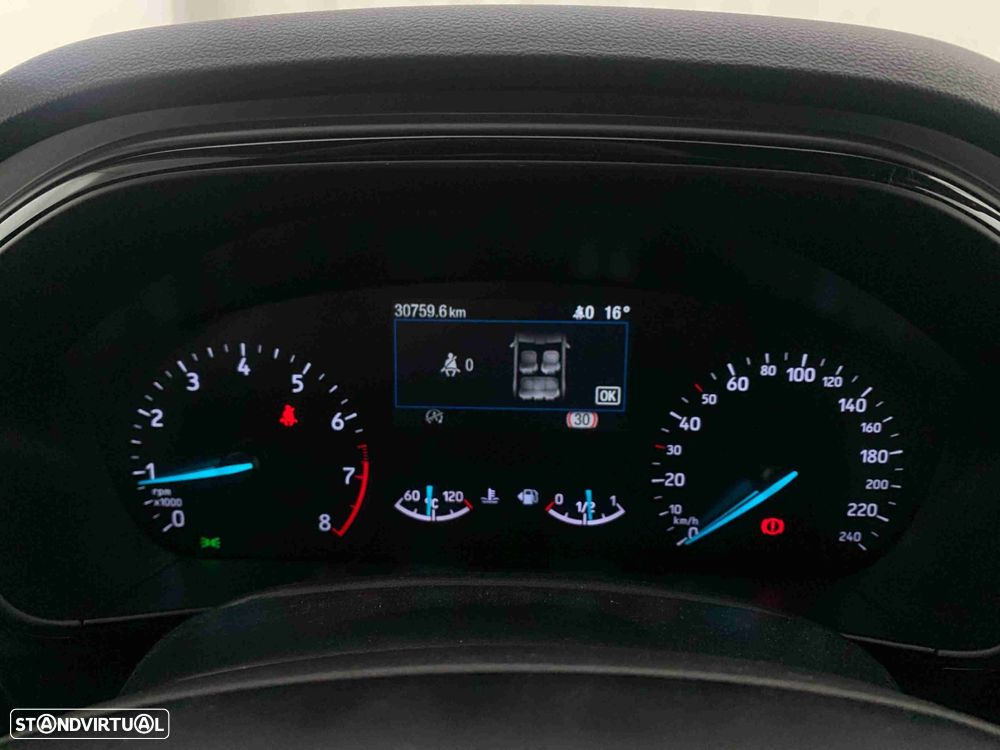 Ford Focus 1.0 EcoBoost ST-Line X - 8