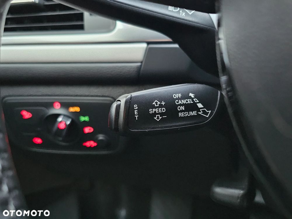 Audi A6 Avant 3.0 TDI quattro S tronic - 32