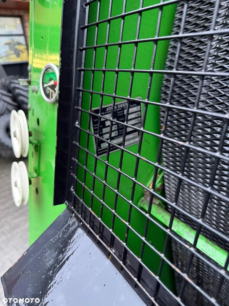 John Deere 580  590 582  lely - 7