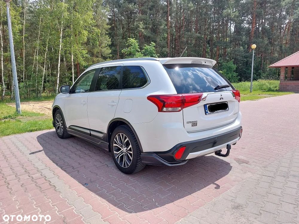Mitsubishi Outlander 2.2 DID Intense + 4WD - 12