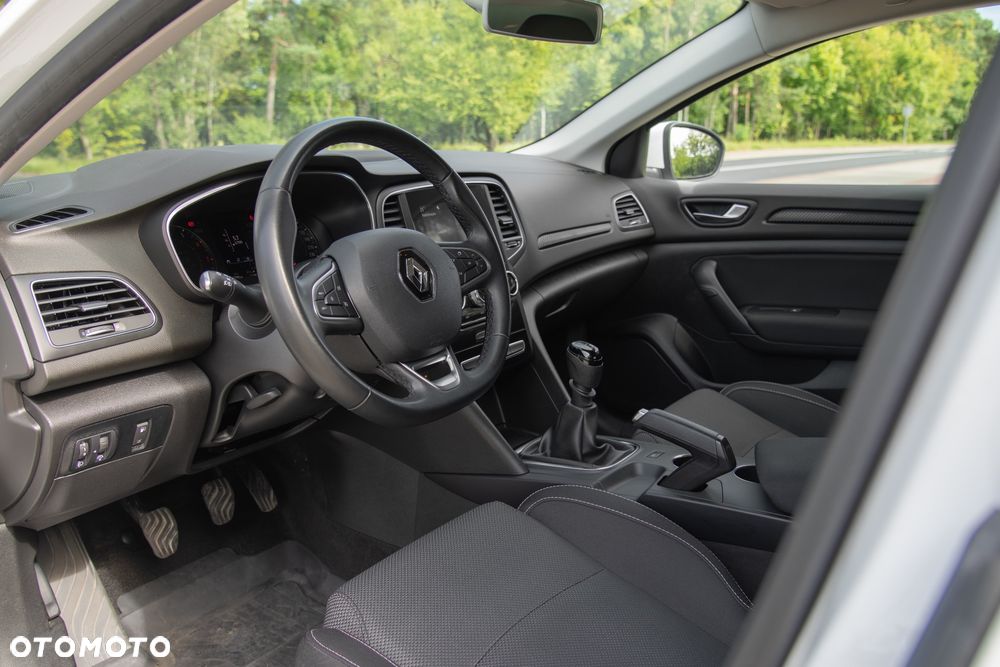Renault Megane 1.3 TCe Intens - 15