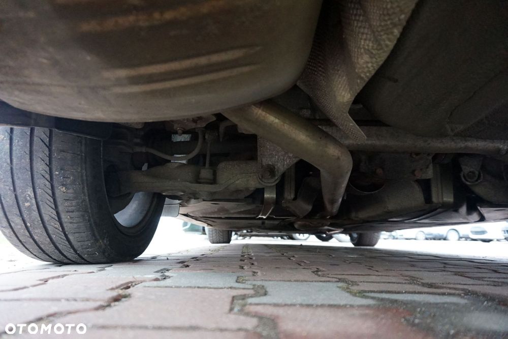 TYLNA OŚ BELKA ZAWIESZENIA 5 E60 LIFT LCI SEDAN  BMW 2007-2010 - 2
