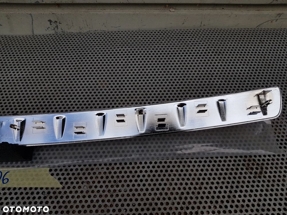 Mercedes W246 B Listwa Zderzaka Nakładka Tył - 5