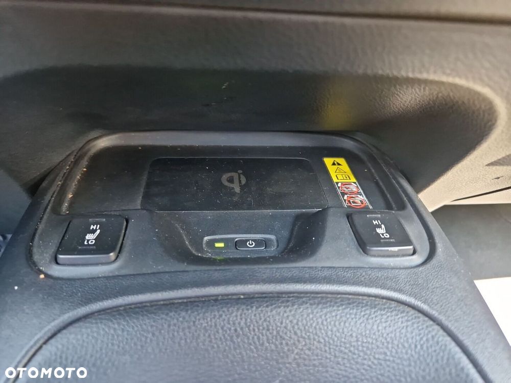 Toyota Corolla 2.0 Hybrid Comfort - 19