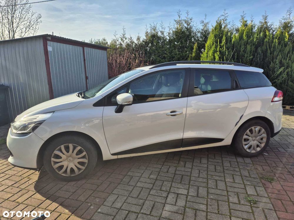 Renault Clio - 1