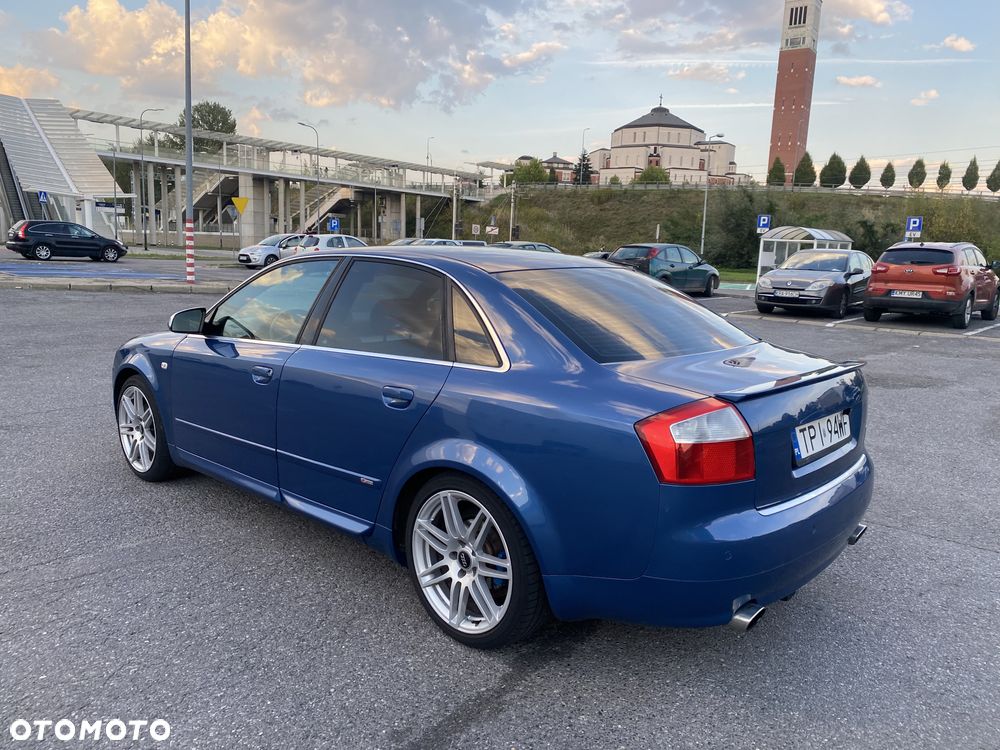 Audi A4 - 12