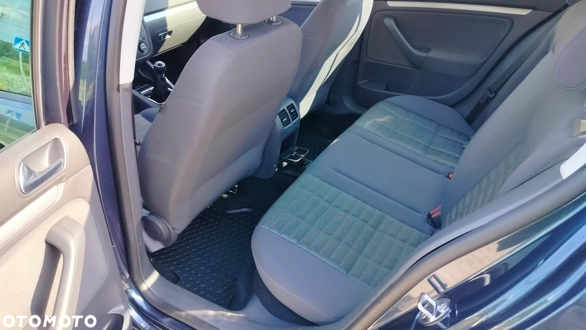 Volkswagen Golf 1.6 Tour - 25