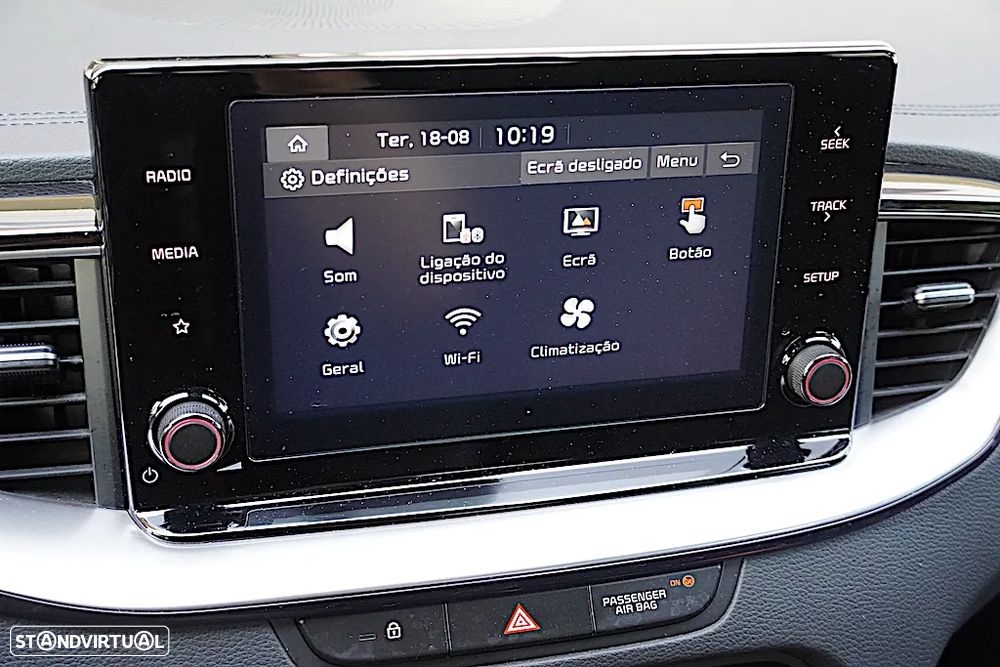 Kia Ceed SW 1.6 CRDi MHEV Dynamic - 30