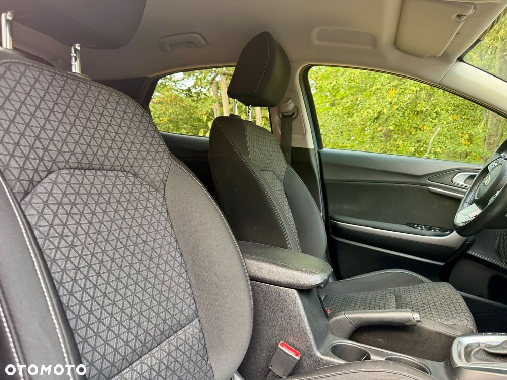 Kia XCeed 1.5 T-GDI M DCT - 11