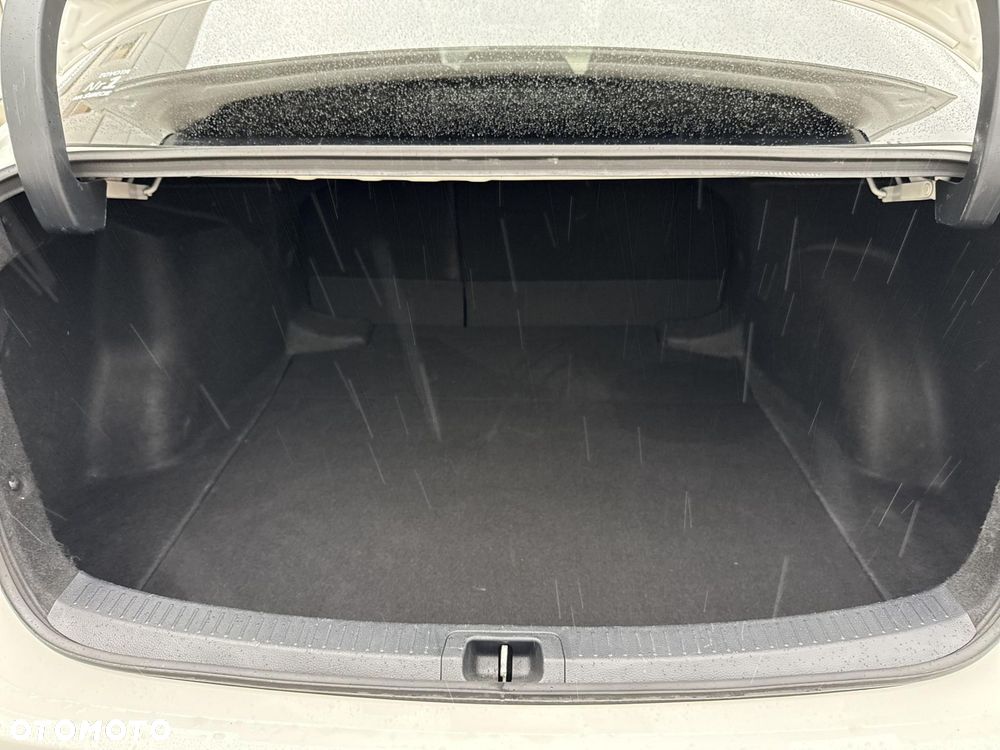 Toyota Corolla 1.8 Hybrid Comfort - 14