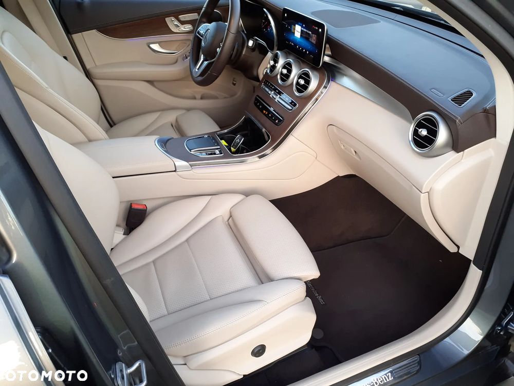 Mercedes-Benz GLC 200 4-Matic - 23