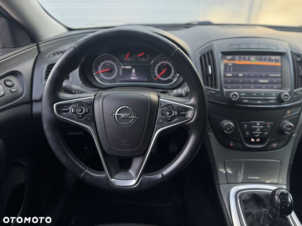 Opel Insignia 2.0 CDTI - 9
