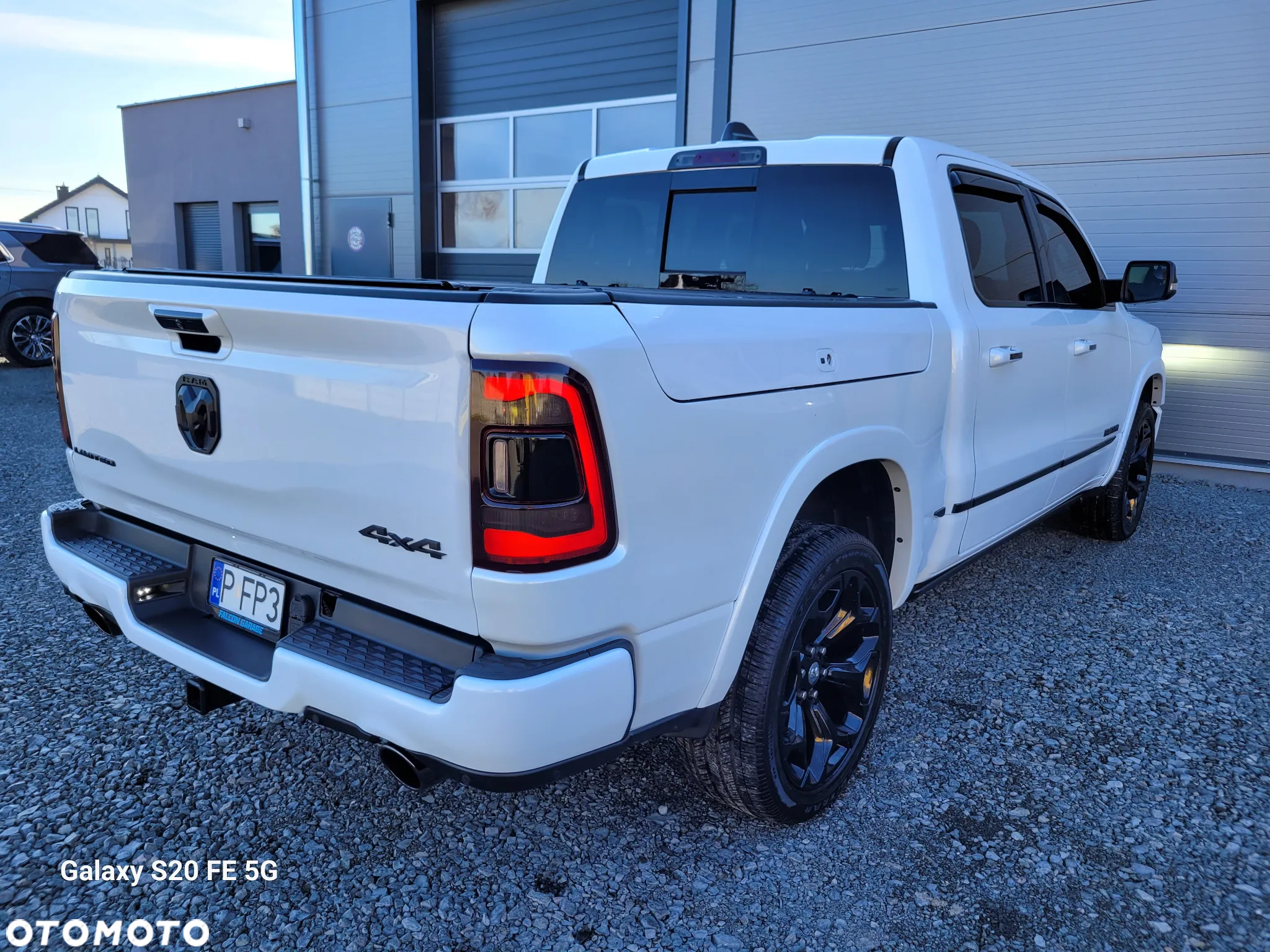 RAM 1500 Crew Cab Limited - 3