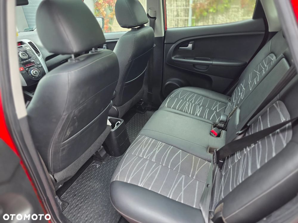 Kia Venga 1.6 XL - 10