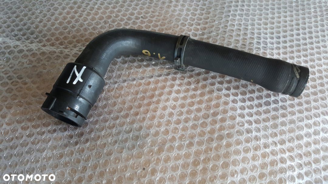 WĄŻ PRZEWÓD WODY VW PASSAT B5 FL 1.6 8D0121101K - 1