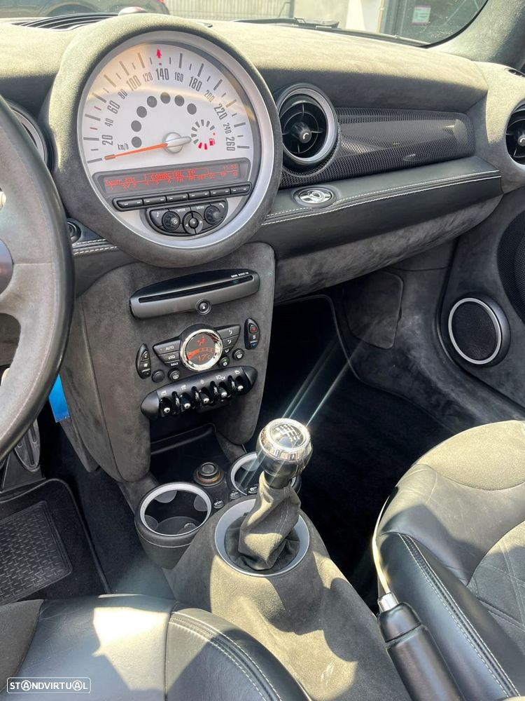 MINI 3 Portas Cooper SD - 15
