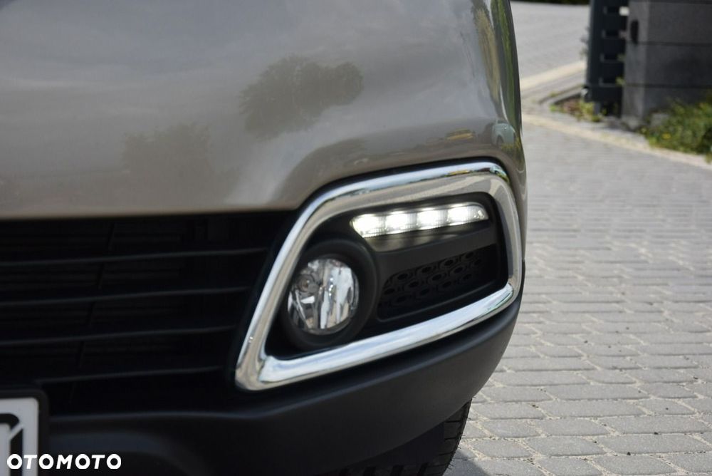 Renault Captur ENERGY TCe 120 Experience - 6