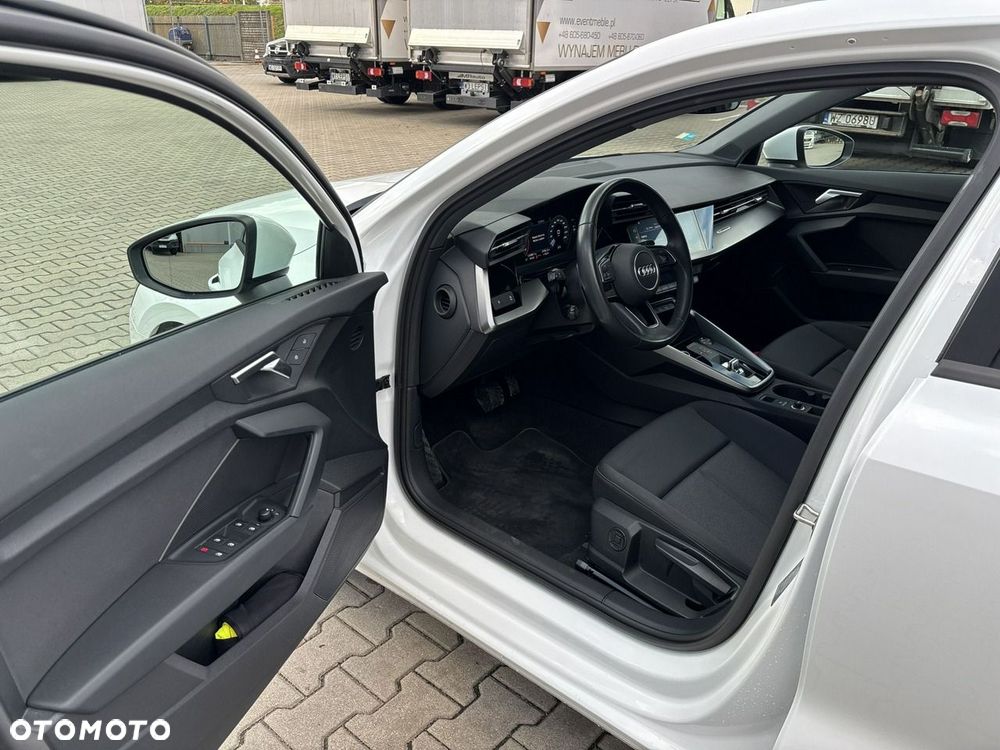 Audi A3 Sportback 35 TFSI S tronic advanced - 11