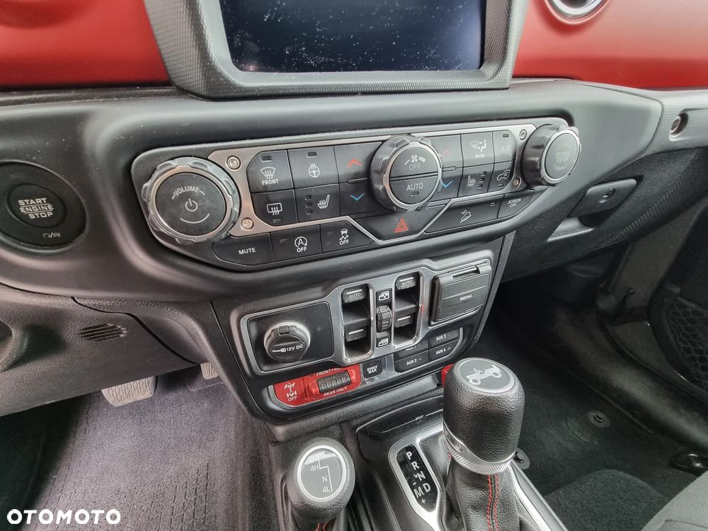 Jeep Wrangler 3.6 Unlim Rubicon - 17