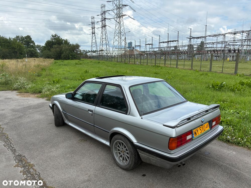 BMW Seria 3 325iX - 4
