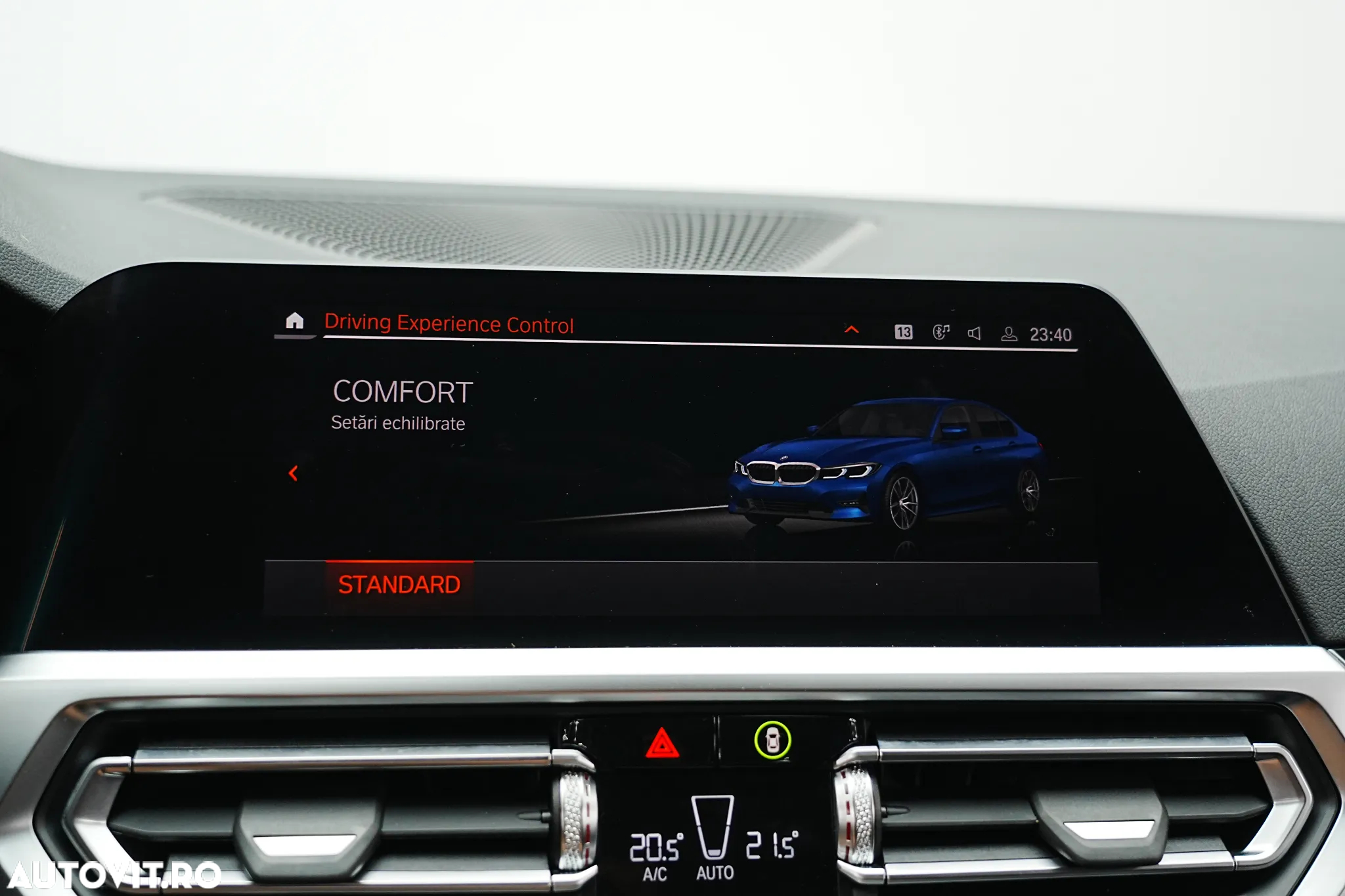BMW Seria 3 318i Aut. Sport Line - 38