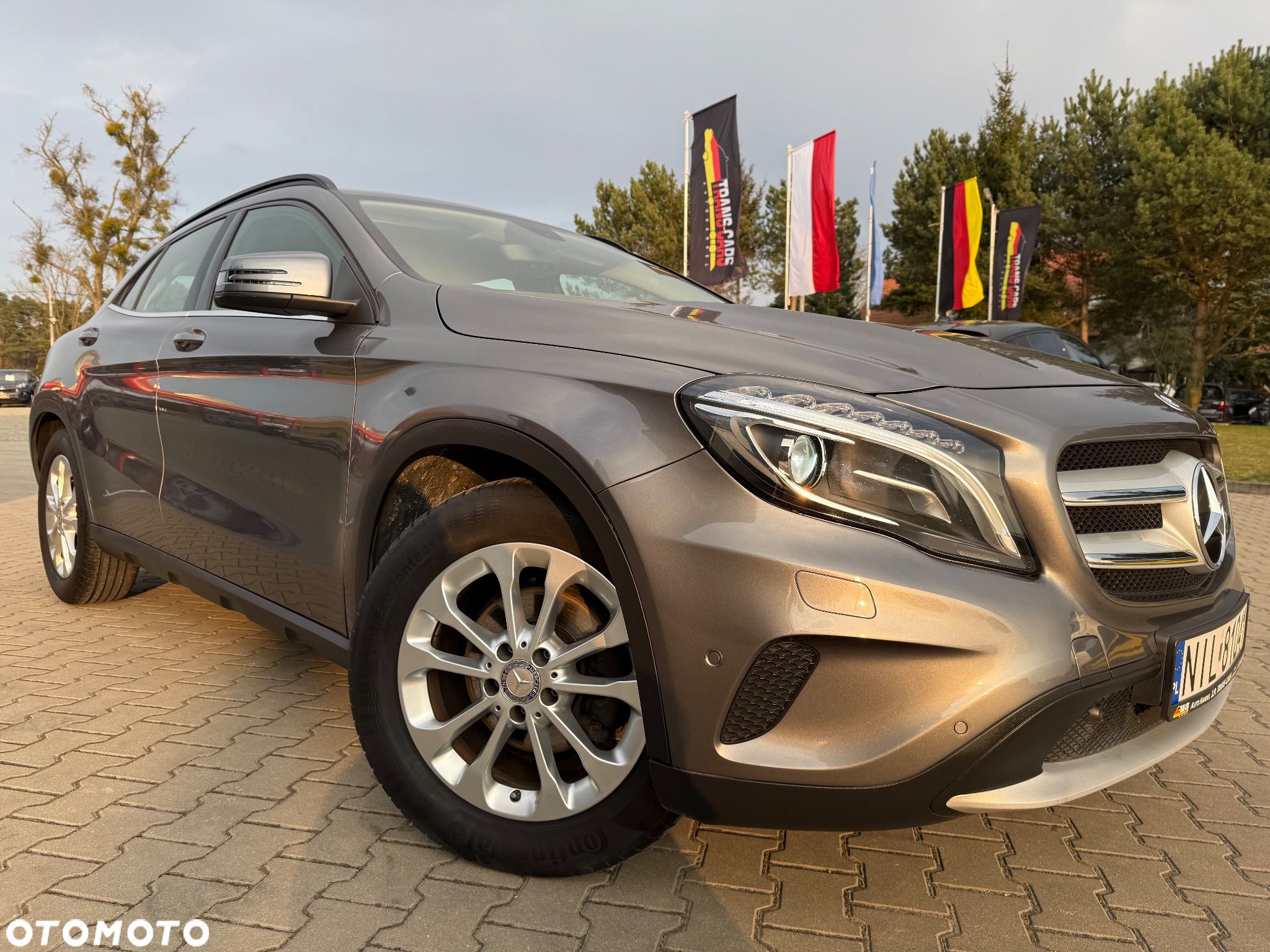 Mercedes-Benz GLA - 1