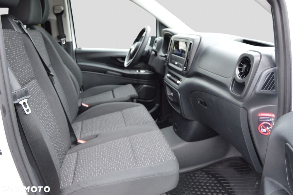 Mercedes-Benz Vito - 24