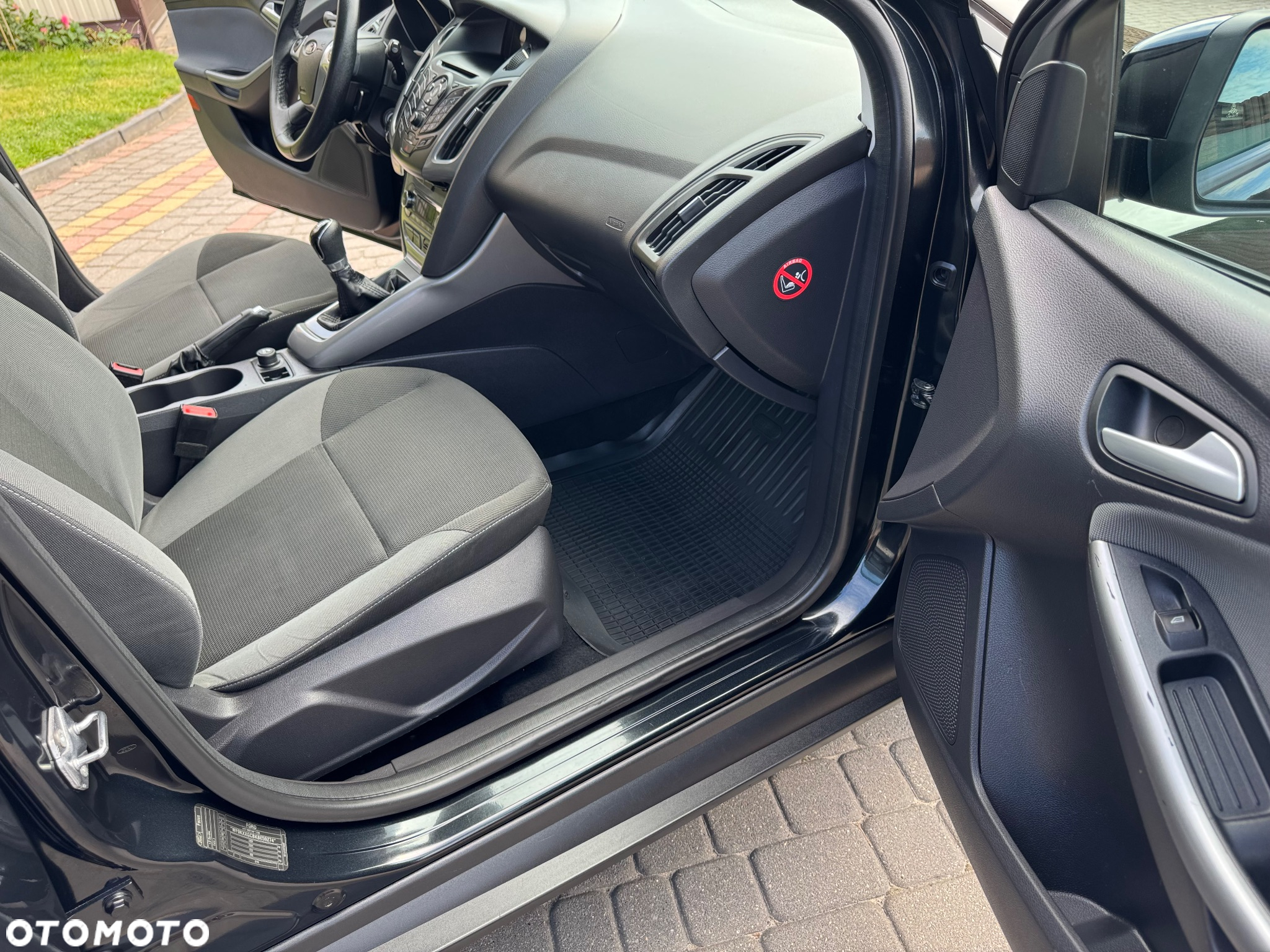 Ford Focus 1.6 Edition - 15