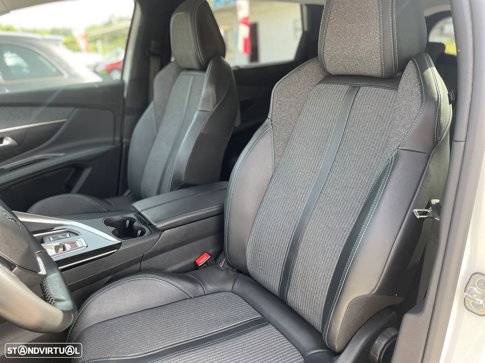 Peugeot 5008 1.5 BlueHDi Allure Pack EAT8 - 15