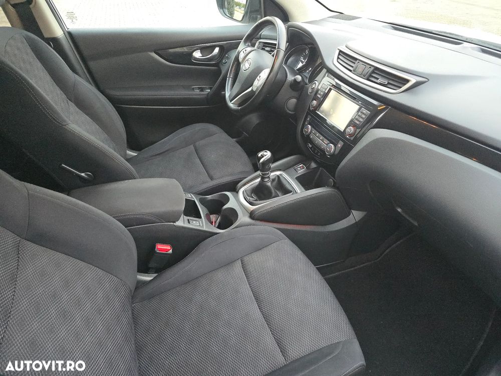 Nissan Qashqai 1.6 DCI N-Vision - 8