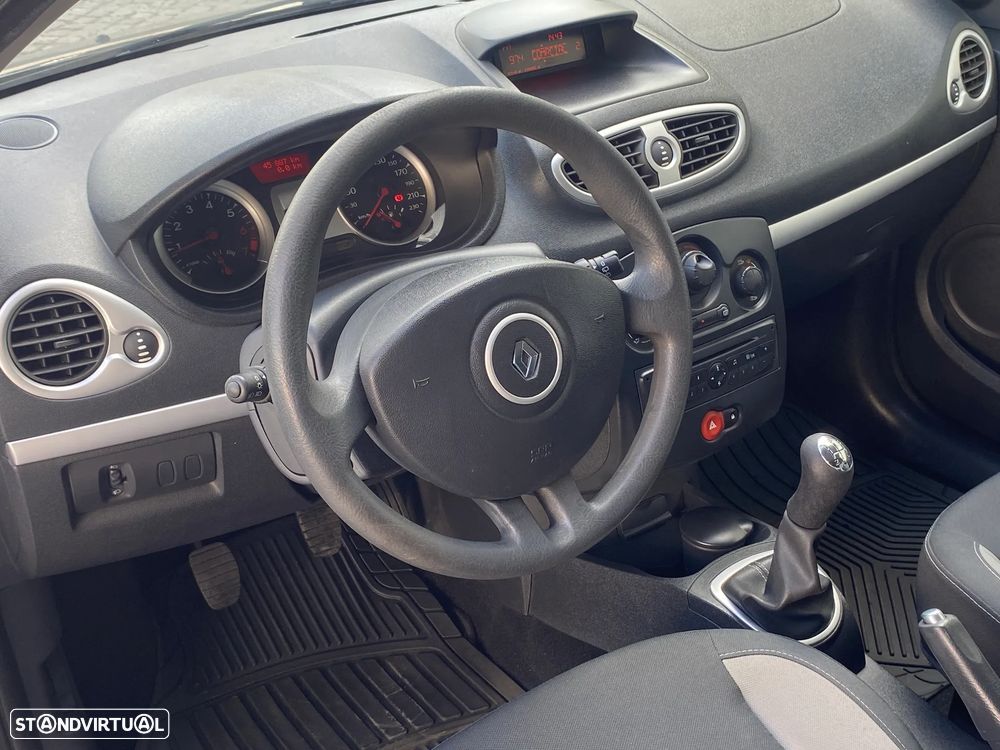 Renault Clio 1.2 TCE Dynamique S - 29